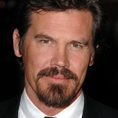 Josh Brolin et Tim Burton pour une adaptation de Quasimodo ?