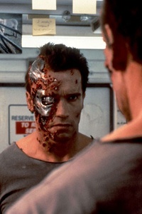 Schwarzenegger passe de Gouverneur à Terminator