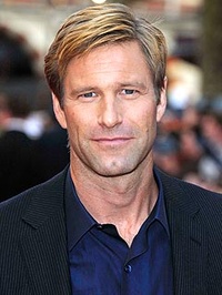 Un remake de Peter Pan avec Aaron Eckhart