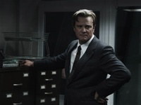 Tom Hardy et Colin Firth dans La Taupe