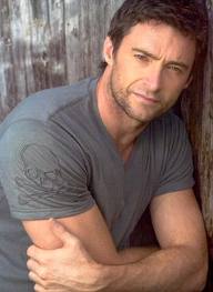 Hugh Jackman lorgne sur James Bond
