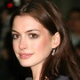 Anne Hathaway passe à la production