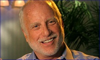 Richard Dreyfus rejoint le casting de W