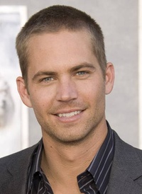Paul Walker sauveur dans Skyscraper !