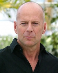Bruce Willis, bodyguard dans Five against the bullet