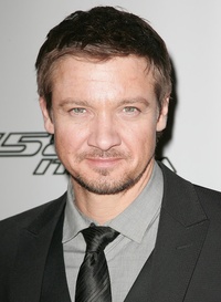 Motor City, bye bye Jake Gyllenhaal, hello Jeremy Renner ?!