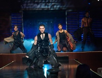 Magic Mike se déssape dans 2 nouvelles photos