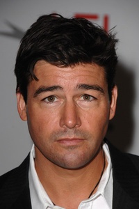 Kyle Chandler aux trousses de Leonardo Dicaprio dans Le Loup de Wall Street