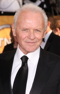 Anthony Hopkins, clairvoyant dans Solace