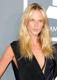 Anna V dans Die Hard 5 !