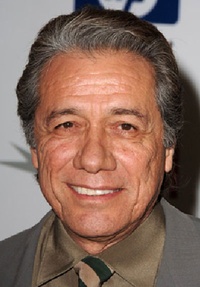 Edward James Olmos dans Machete Kills