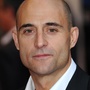 Mark Strong dans Provenance
