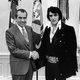 La vraie rencontre entre le président Nixon et Elvis Presley racontée par Kevin Spacey!