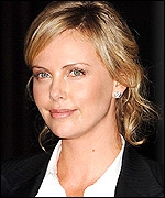 Charlize Theron dans la peau de Sophie Marceau ?