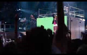 Hannah Montana et Miley Cyrus : le concert événement en 3D  La bande annonce du film Hannah Montana et Miley Cyrus : le concert événement en 3D
