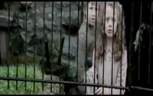 Le parfum de la dame en noir  Bande annonce 1 VFST